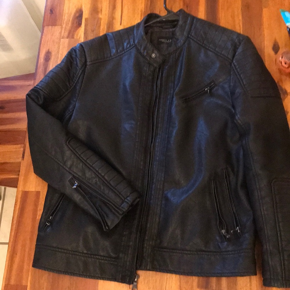 Men’s black leather jacket